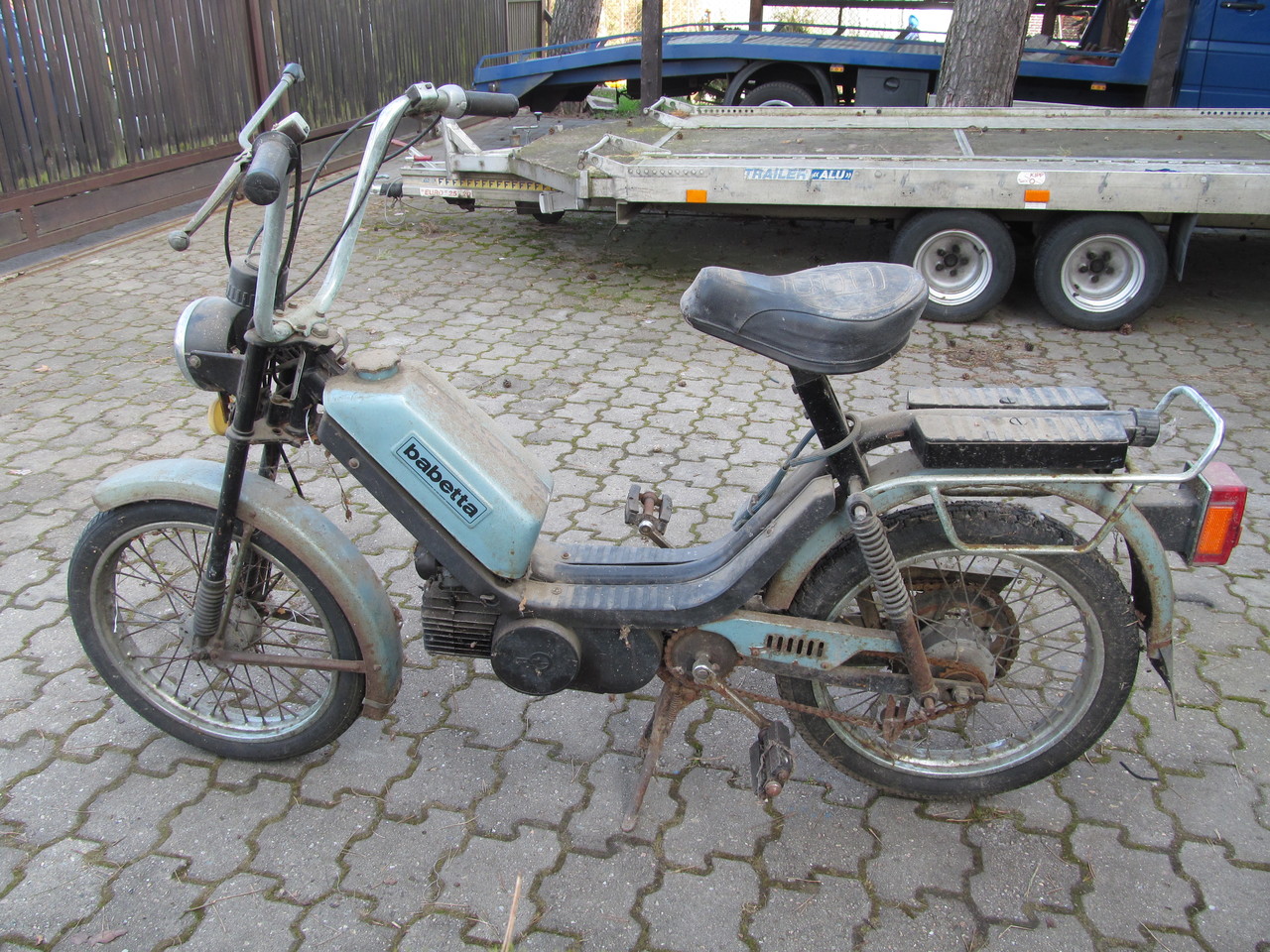 placeholder image 1